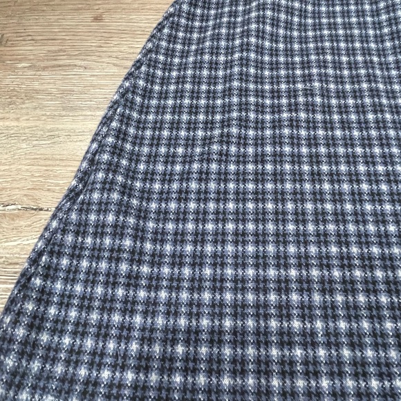 Urban Outfitters Plaid Skirt - Picture 2 of 4